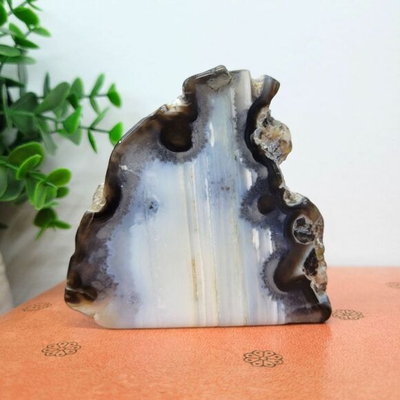 Natural Agate & Amethyst Geode Pair – Polished Crystal Décor Set - Picture 2 of 16